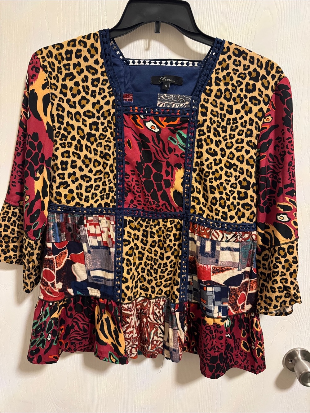 Calessa Embroidered Patchwork Split V-Neck‎ Tunic Vibrant Leopard Women's Small